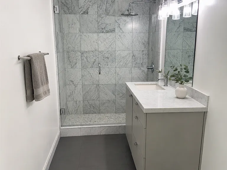700 Main St #17 — Photo 6