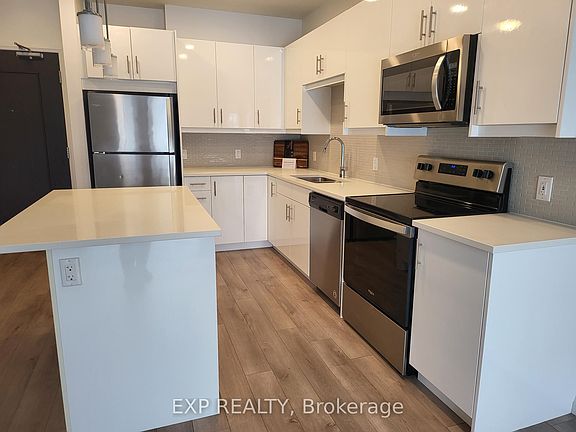 3rd image of 144 Watson Rd N #607