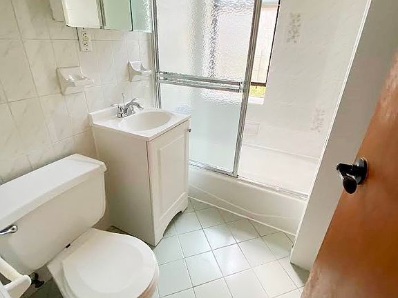 5th image of 30-69 34th St #4