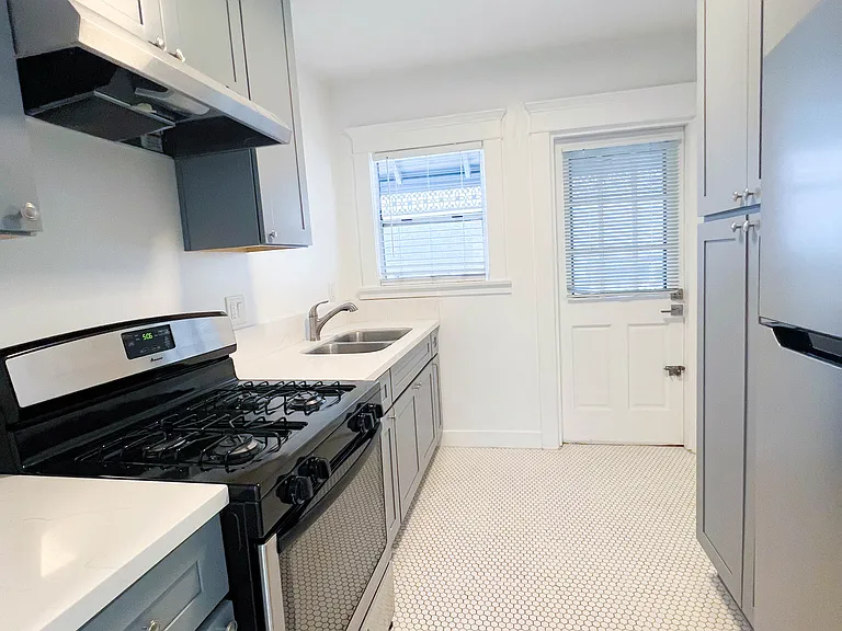 1026 E Broadway #1038 — Photo 12