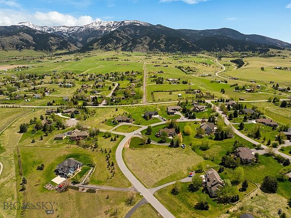 3rd image of 155 Sky Crest Dr
