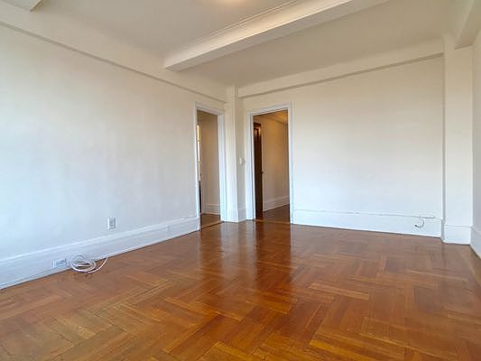 4th image of 77 W 104th St APT 9c