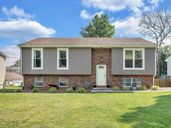 7020 Autumn Wood Ln, Roanoke, VA 24019