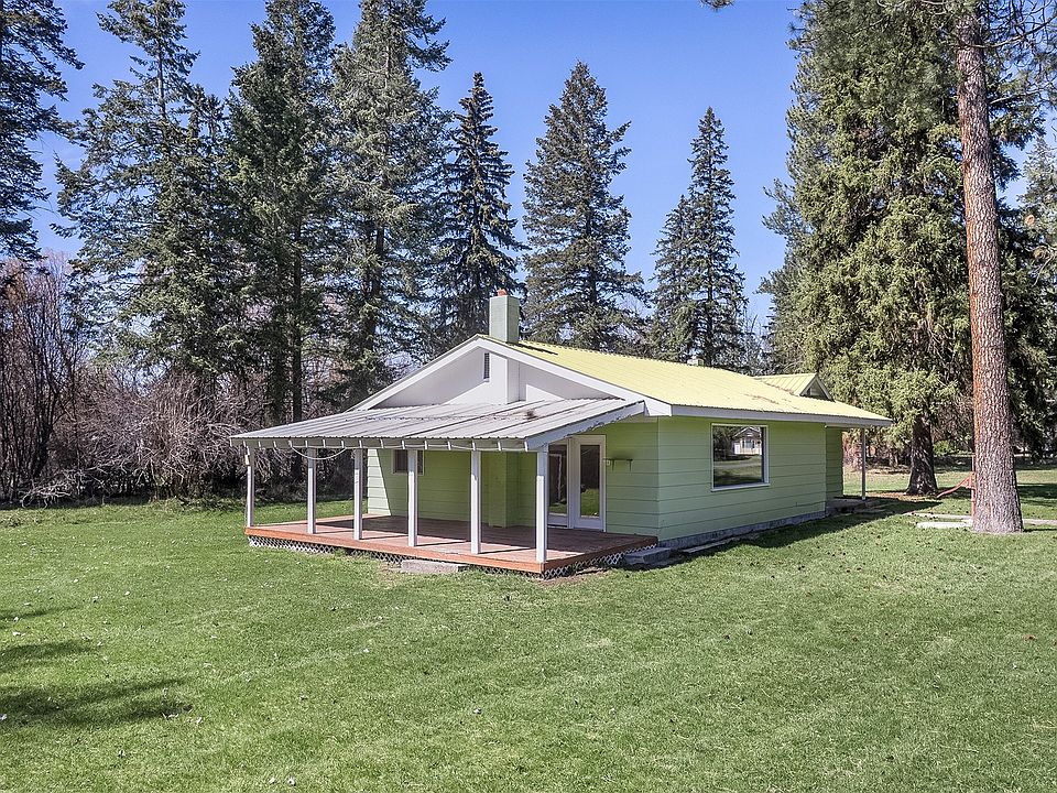 1st image of 33359 Terrace Lake Rd