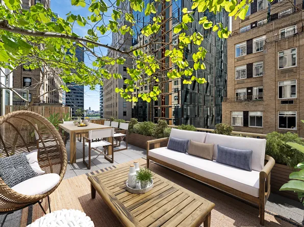 99 John Street 1405 image 1 of 15