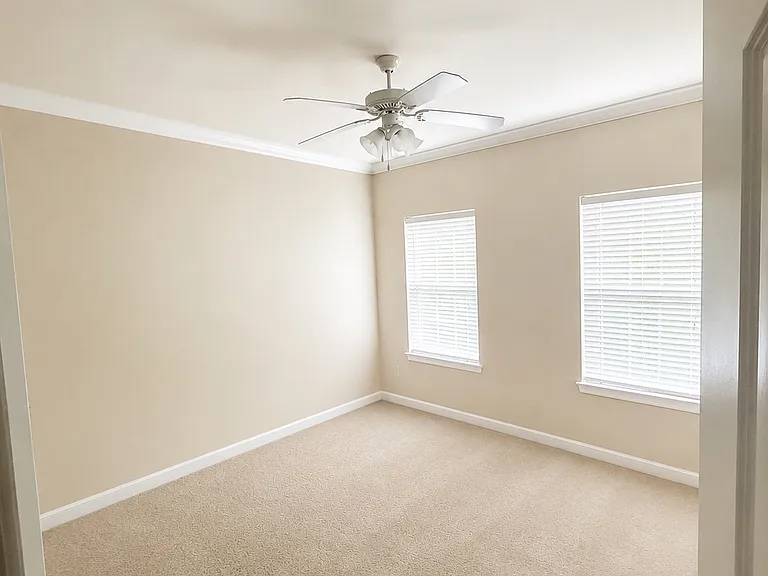 9125 Melrose Ln — Photo 14