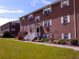 186 Madison St APT 18, Portsmouth, NH 03801