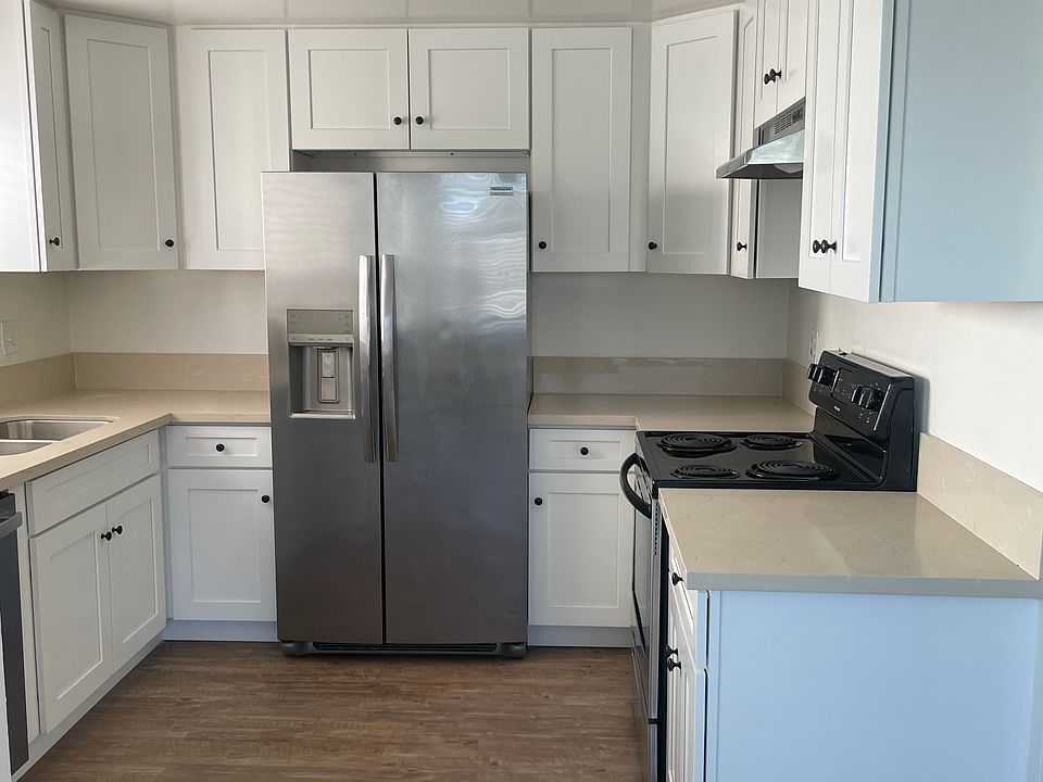 1st image of 812 Monterey Blvd #4