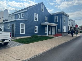 443 Martin St, Philadelphia, PA 19128