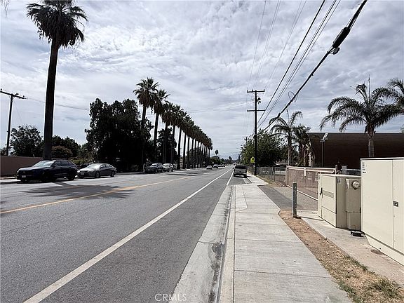 5th image of 6128 Mission Blvd #6