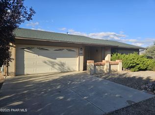 11496 E Western Sunset Dr, Dewey, AZ 86327