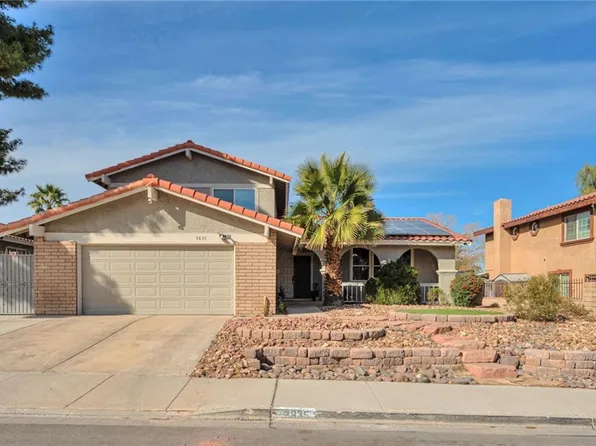 3835 Spitze Dr, Las Vegas, NV 89103