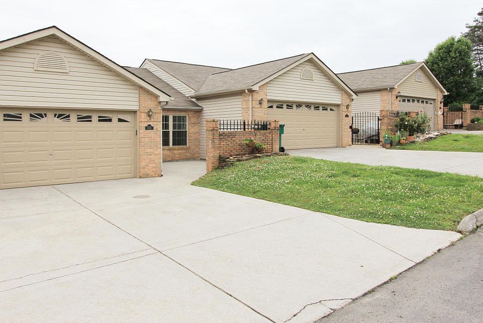1st image of 816 Villaview Way