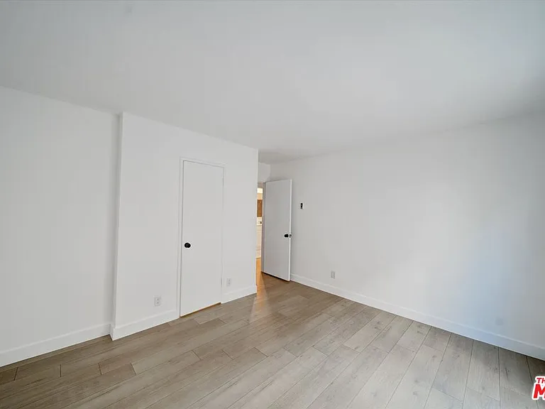 15 Spinnaker St #101 — Photo 18