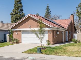 13932 Hillcrest Dr, Fontana, CA 92337