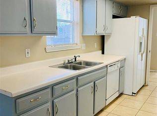 6910 Foxhurst Ln, Humble, TX 77338