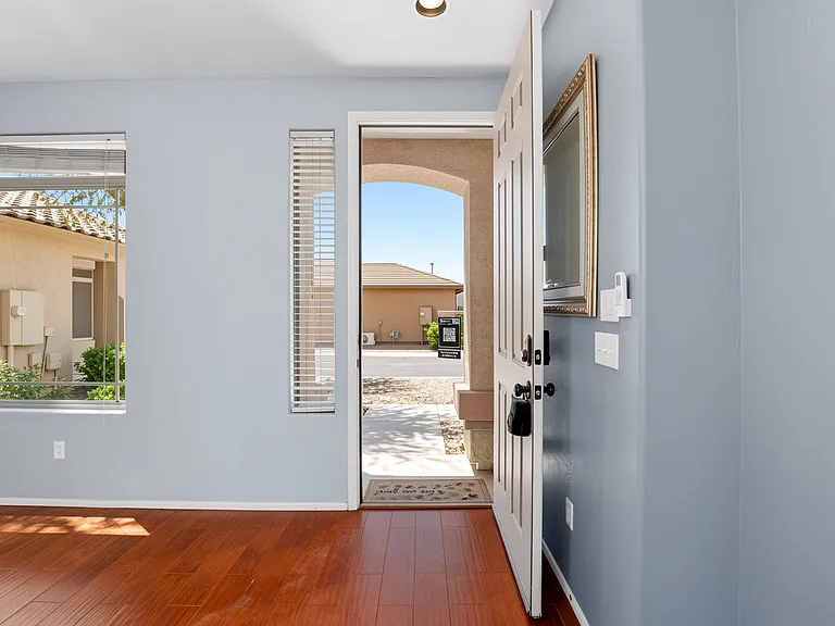 1231 S Amber St — Photo 4