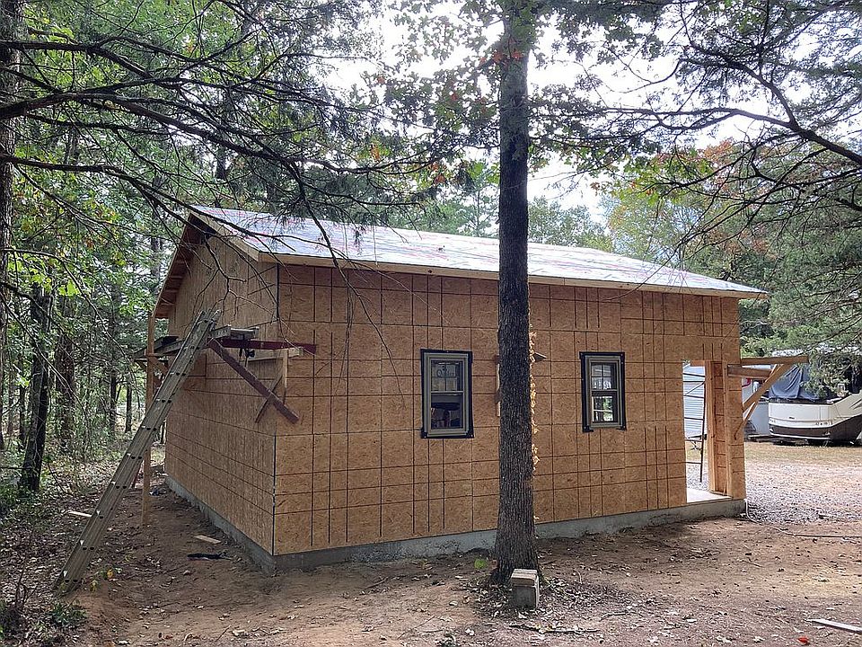 2nd image of 683 Sills Peninsula Rd