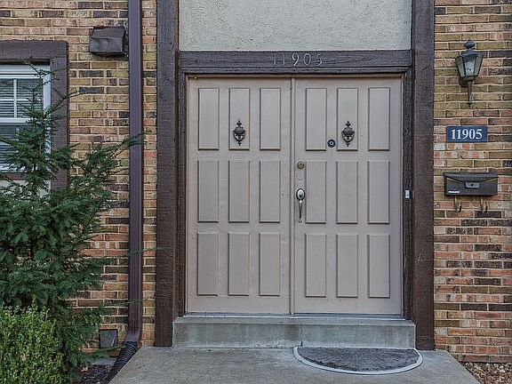 2nd image of 11905 Villa Dorado Dr