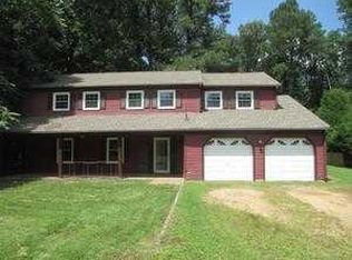 11 Landing Cir, Williamsburg, VA 23188