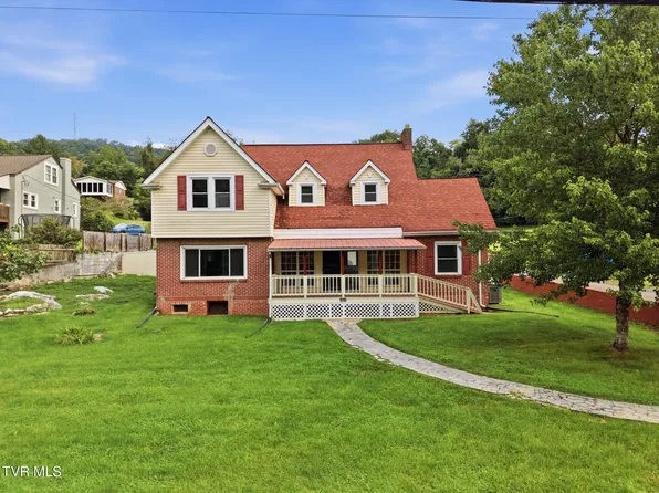 460 Park St, Gate City, VA 24251