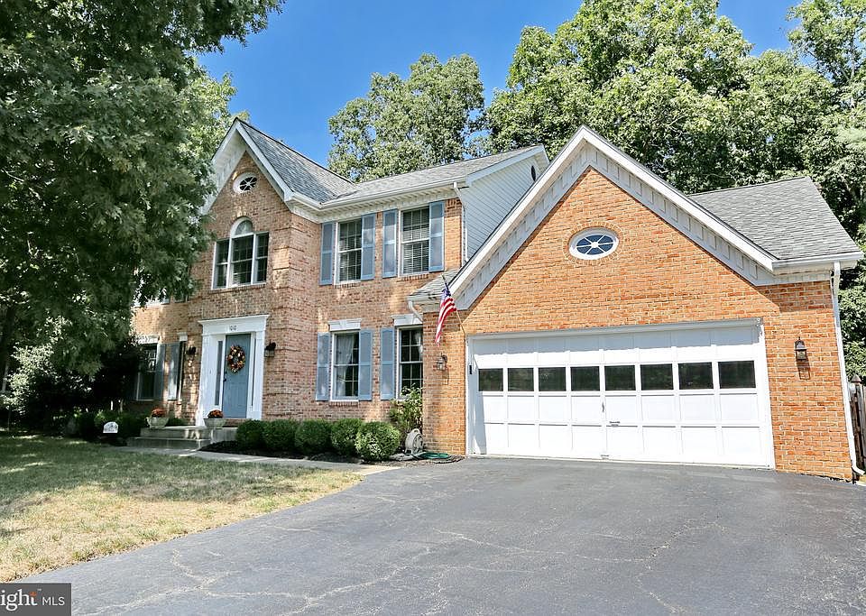 1st image of 1010 Wiltshire Dr