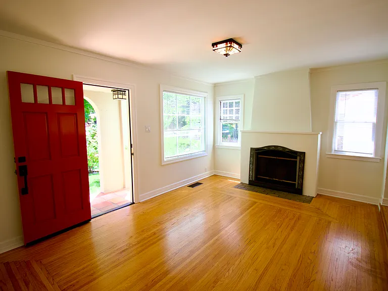 212 Gilbert Ave — Photo 20