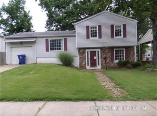 2370 Teakwood Manor Dr, Florissant, MO