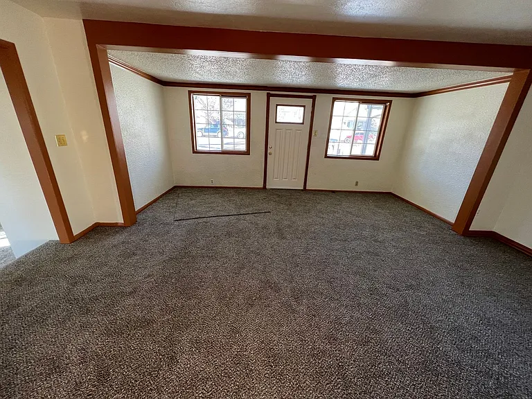 1216 Harrison Ave — Photo 3