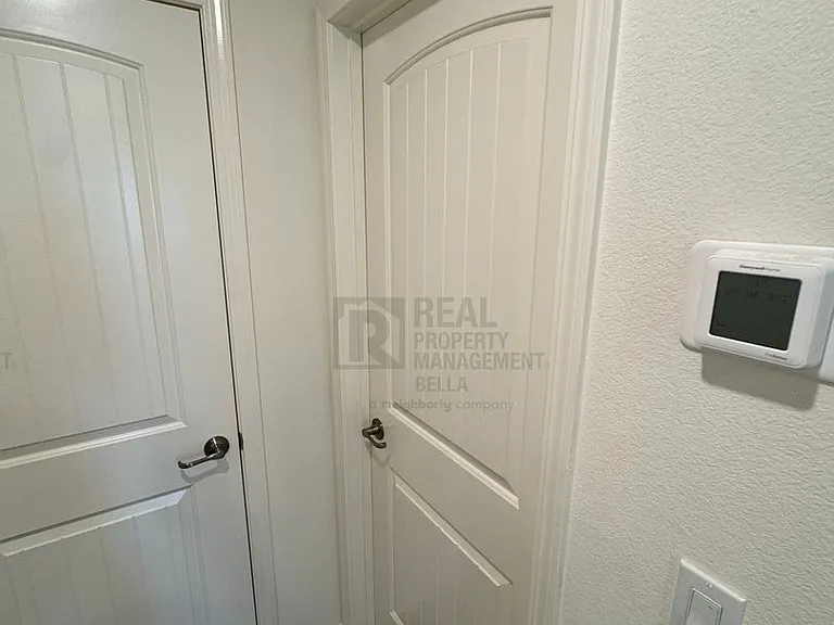 29261 Humboldt Ct — Photo 48