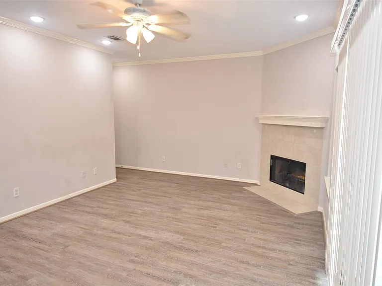 12565 Melville Dr #224 — Photo 7