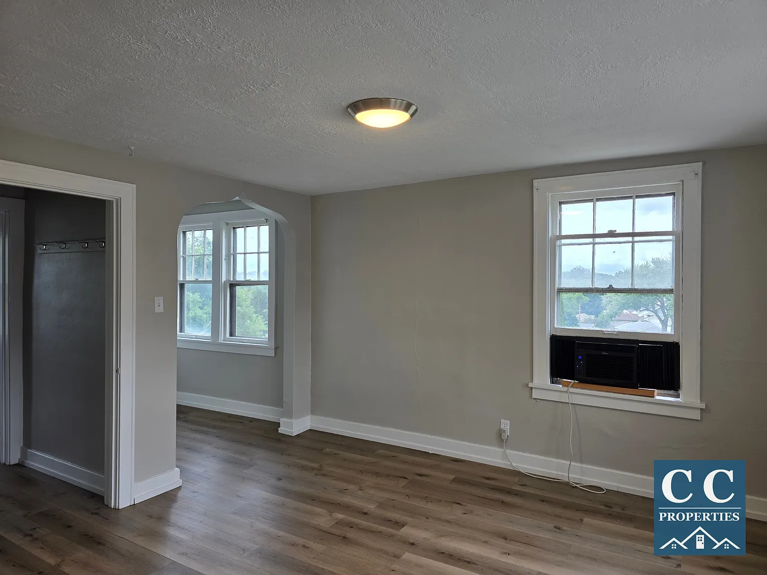 1 bed, $825 — Photo 1