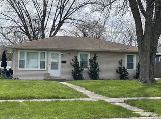 1919 20th St, Zion, IL 60099