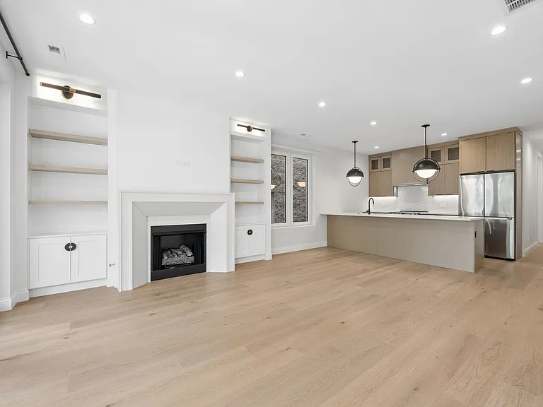 3739 N Clifton Ave #2 — Photo 10