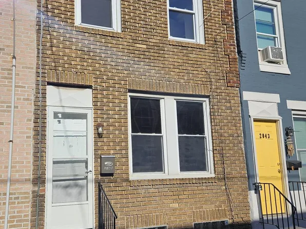 2045 Fernon St, Philadelphia, PA 19145