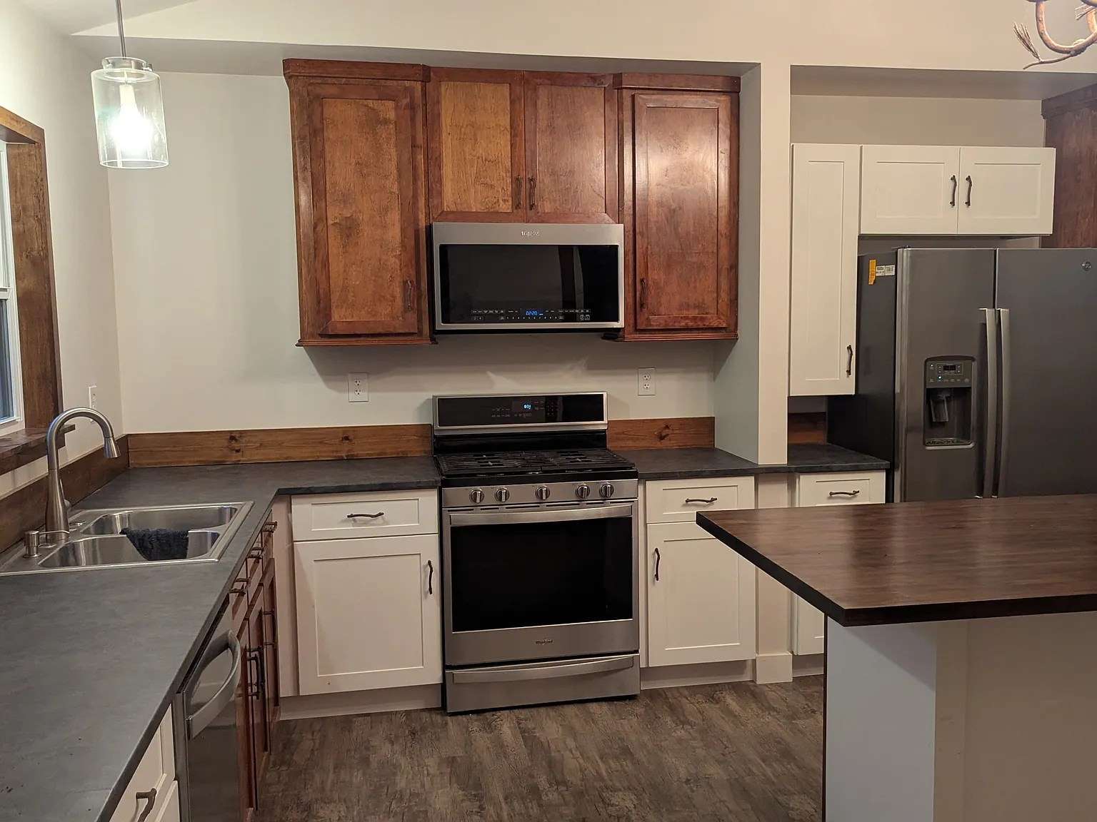 3 bed, 1293 sqft, $1,850 — Photo 4