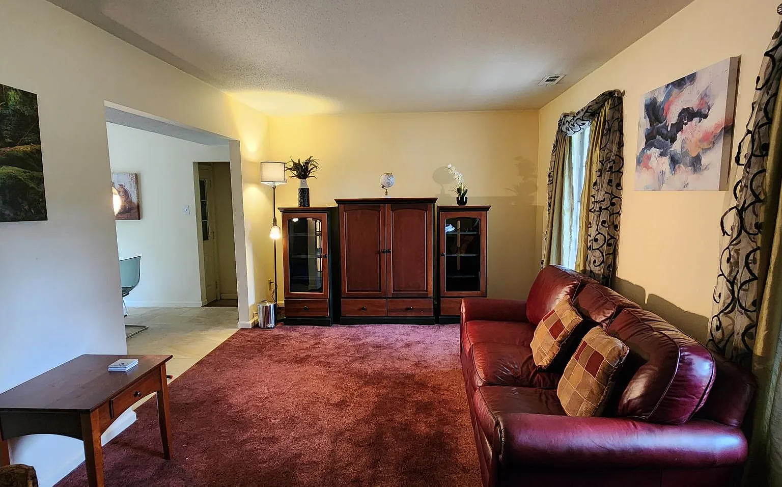 4 bed, 2.5 bath, 1700 sqft, $2,450 — Photo 3