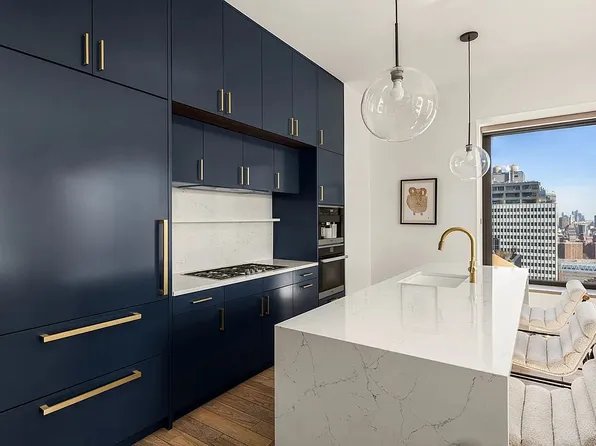 75 Wall St APT 29O, New York, NY 10005