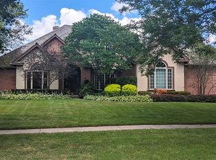 1714 Mulberry Dr, Libertyville, IL 60048