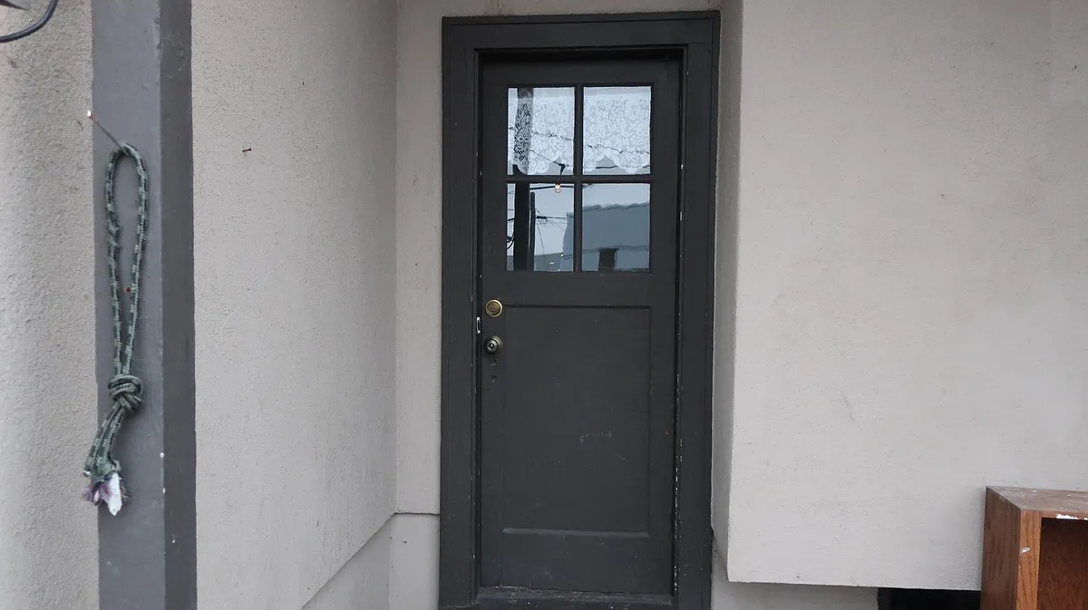 Building Photo - 17 N Buchanan Ave #1