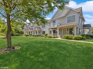 39307 N Melbourne Ct, Beach Park, IL 60083