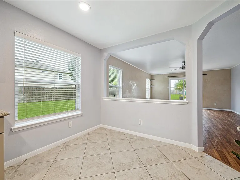 3402 Fox Ct — Photo 12