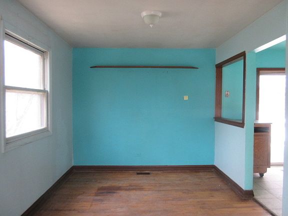 4th image of 1829 217th Pl