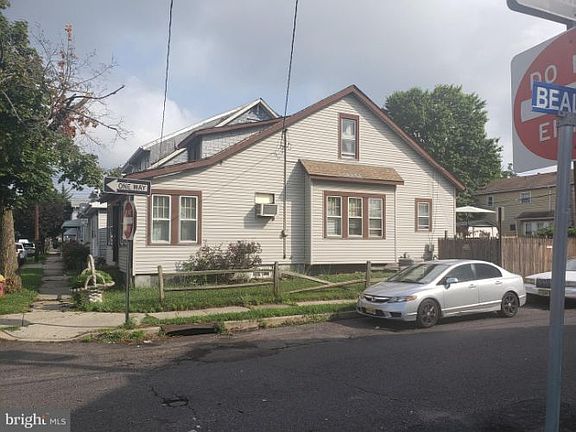 4th image of 860 S Olden Ave