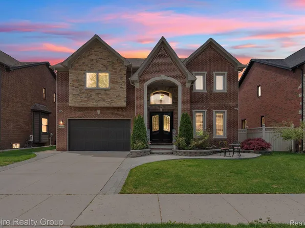 6465 Argyle St, Dearborn, MI 48126