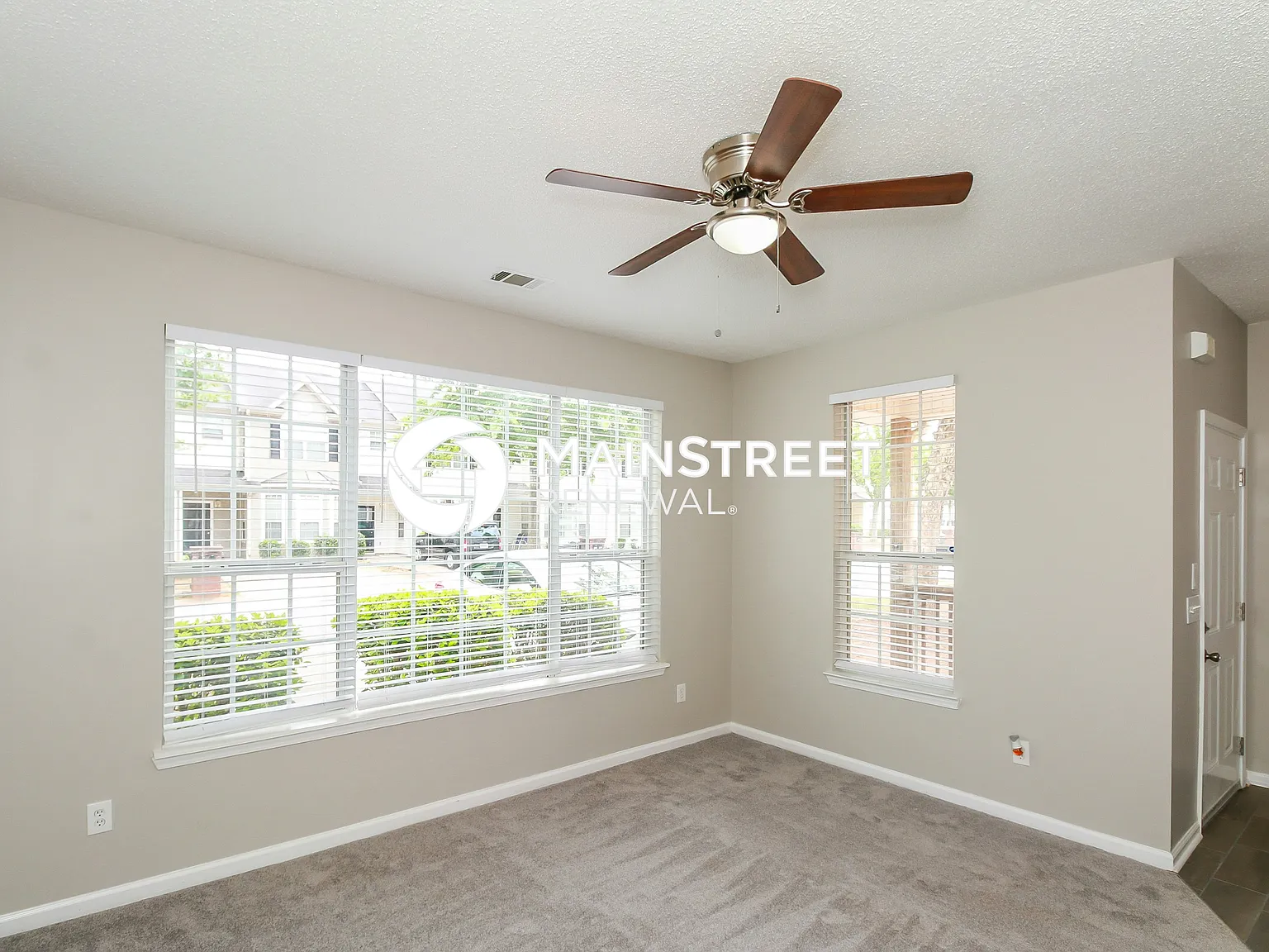 2460 Brianna Dr — Photo 3