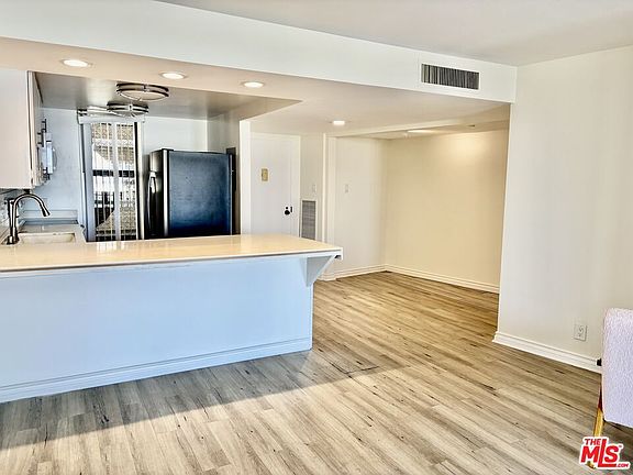 5th image of 4335 Marina City Dr Unit 134