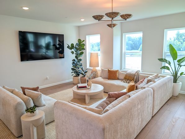 64 Driftwood Cir