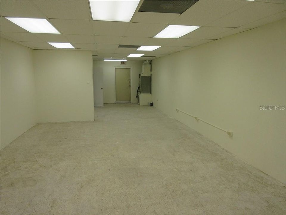 2nd image of 3805 Tamiami Trl #A