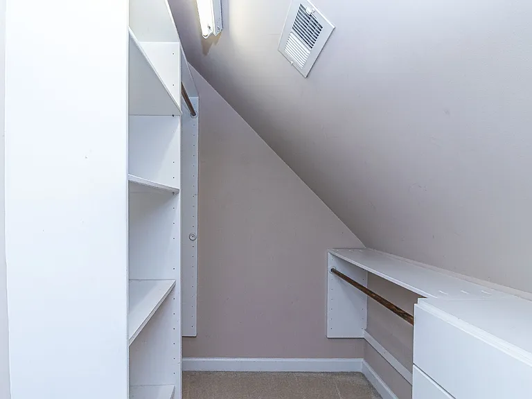 303 Glenn Laurel Dr — Photo 32